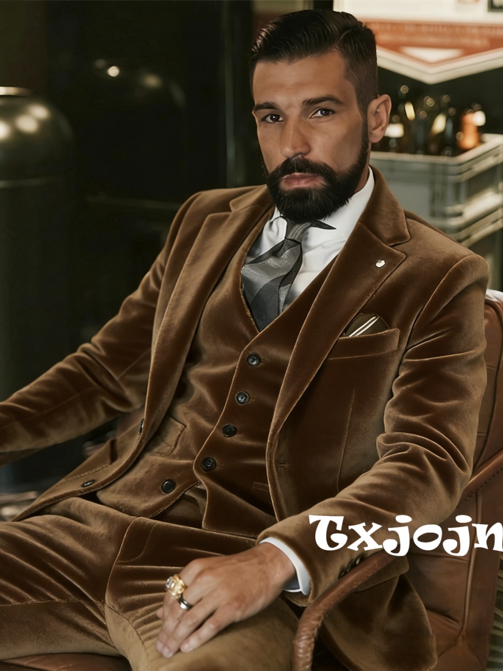 Men Formal Wear Outfits - ชุดสูทกำมะหยี่ผู้ชาย 3 ชิ้น ชุดเต้นรำงานพรอม ปกแหลม ชุดสูทผู้ชายสำหรับงานพิธีการ