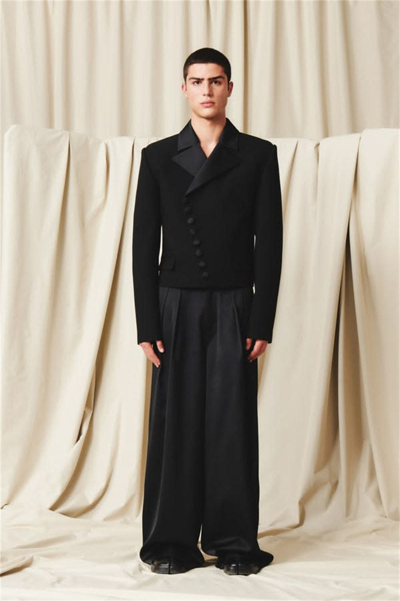 ชุดสูทผู้ชายแบบหลวม 2 ชิ้น เสื - Men Formal Wear Outfits บทวิจารณ์และราคา